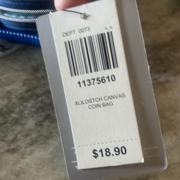 DISNEY Lilo & Stitch Canvas Coin Bag - Picture 16 of 16